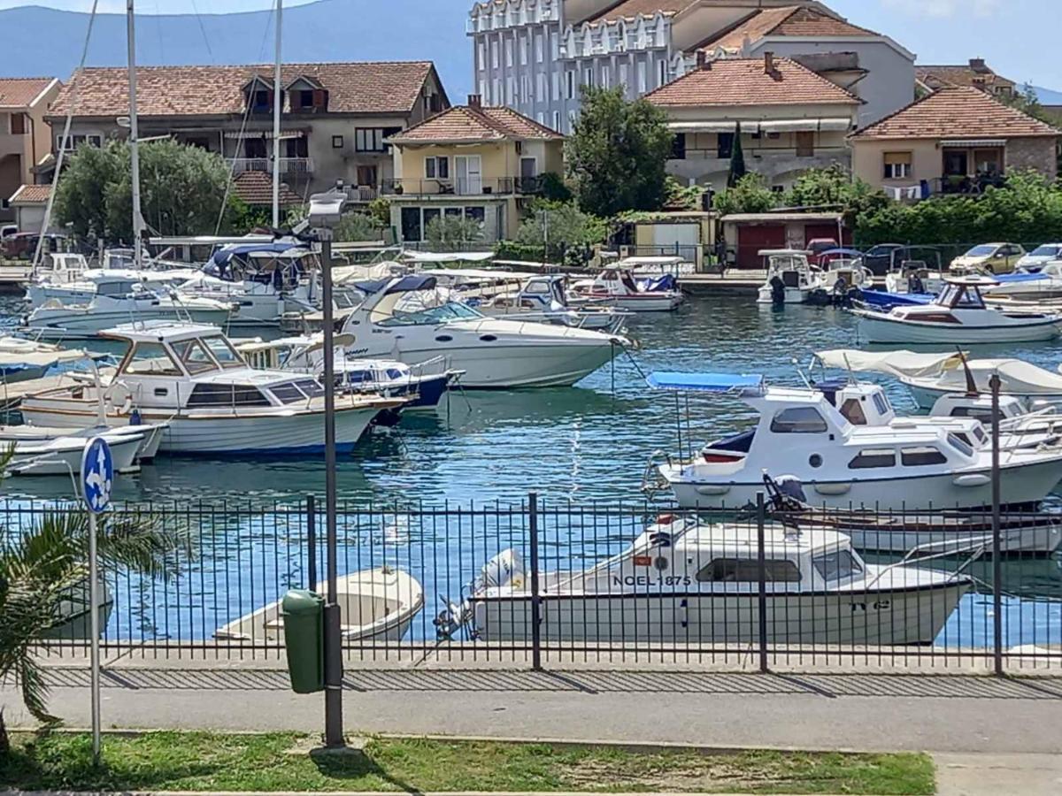 Old Marine House Daire Tivat Dış mekan fotoğraf